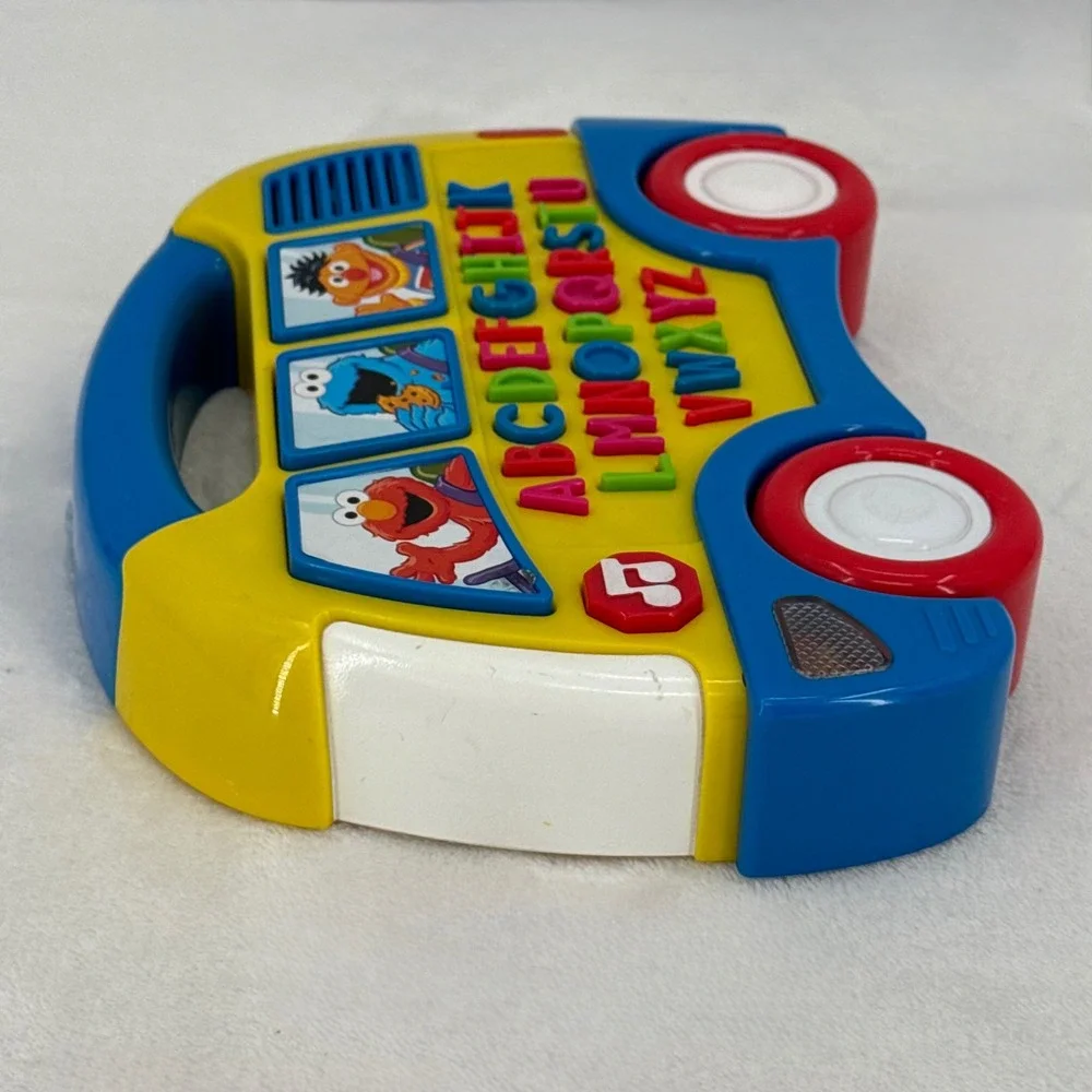 Vintage Sesame Street Elmo's Alphabet Bus ABC Learning Musical Toy Fisher Price